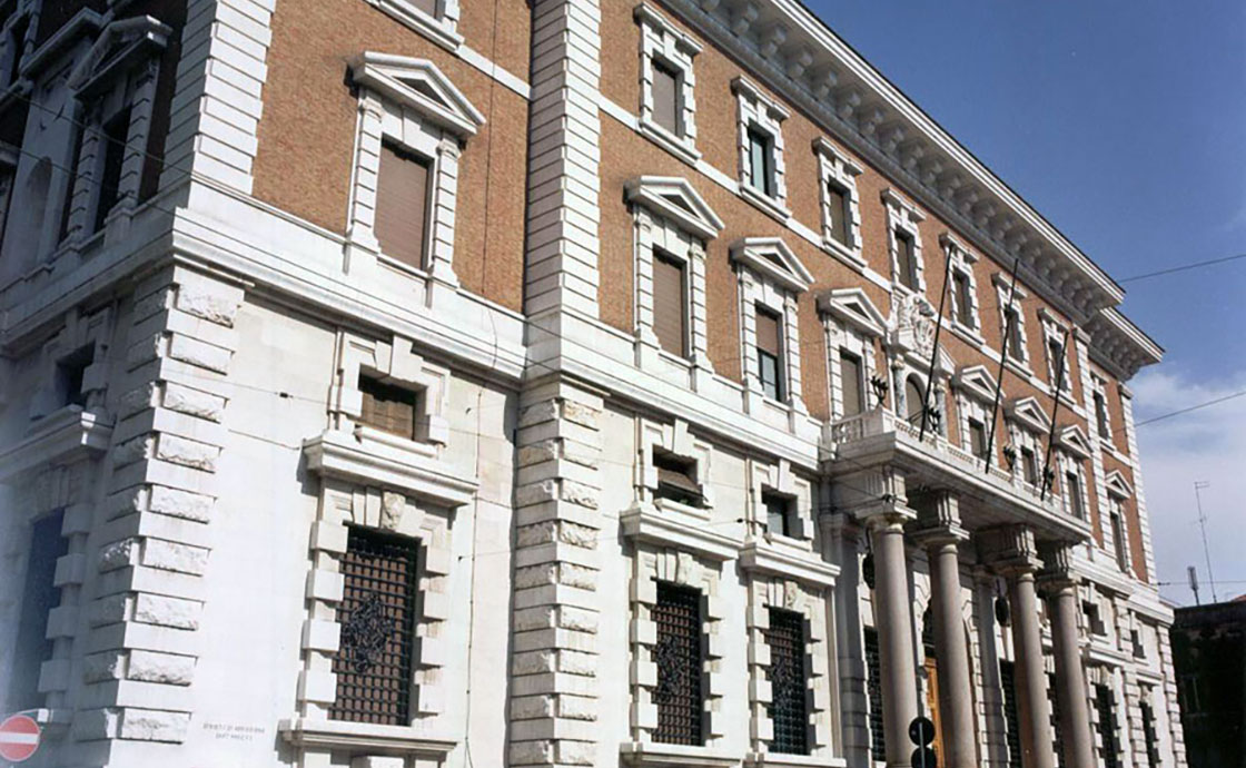 Esterni Camera di Commercio Bari