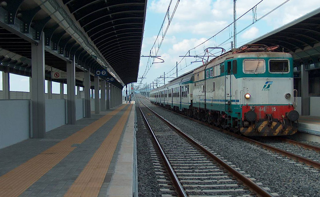 Stazione ferroviaria inserita nei lavori di raddoppio del tracciato linea ferroviaria Bari – Taranto