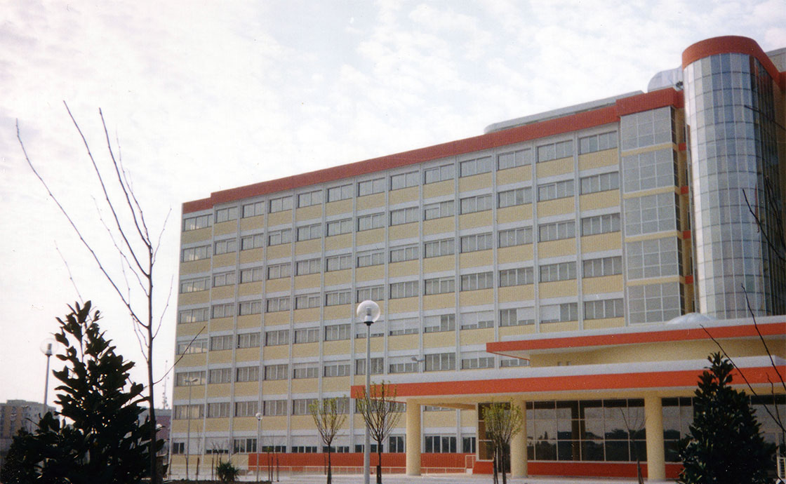 Vista esterni ospedale di Barletta