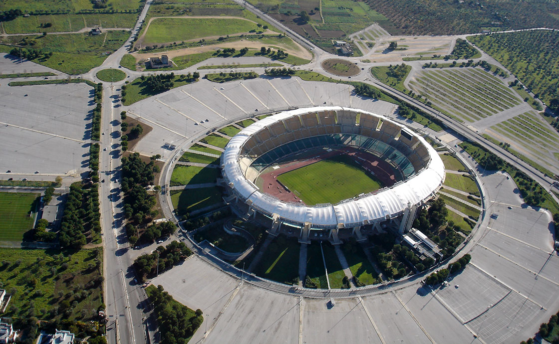 Stadio San Nicola esterno vista dall'alto