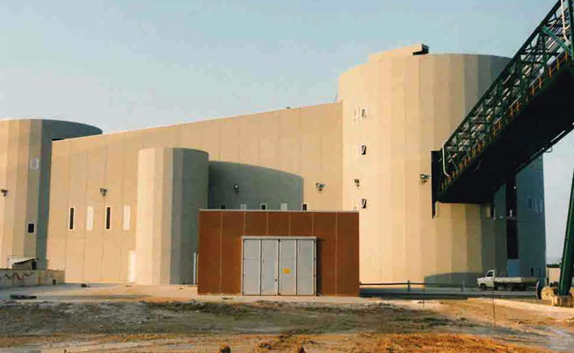 Centrale Termoelettrica Brindisi esterni