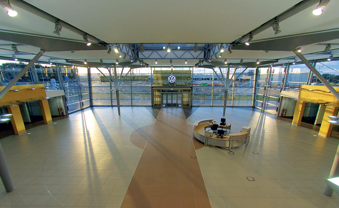 Interni Concessionaria Volkswagen Zentrum Bari