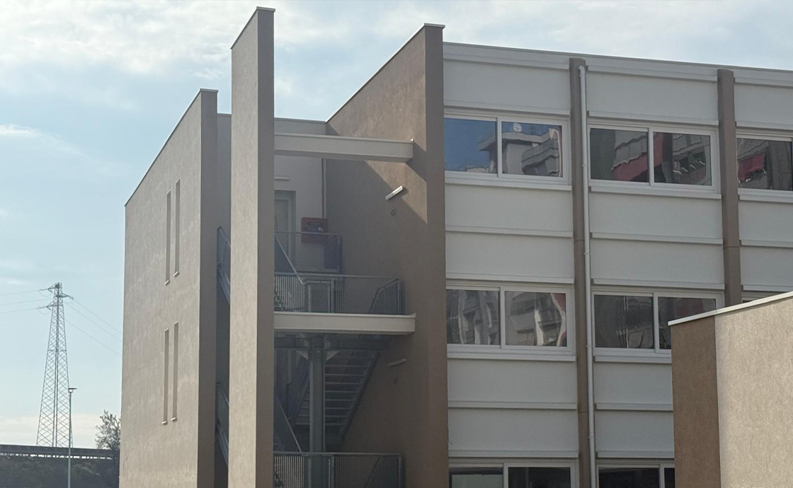 Dettaglio scala di emergenza-Istituto Scolastico- Barletta